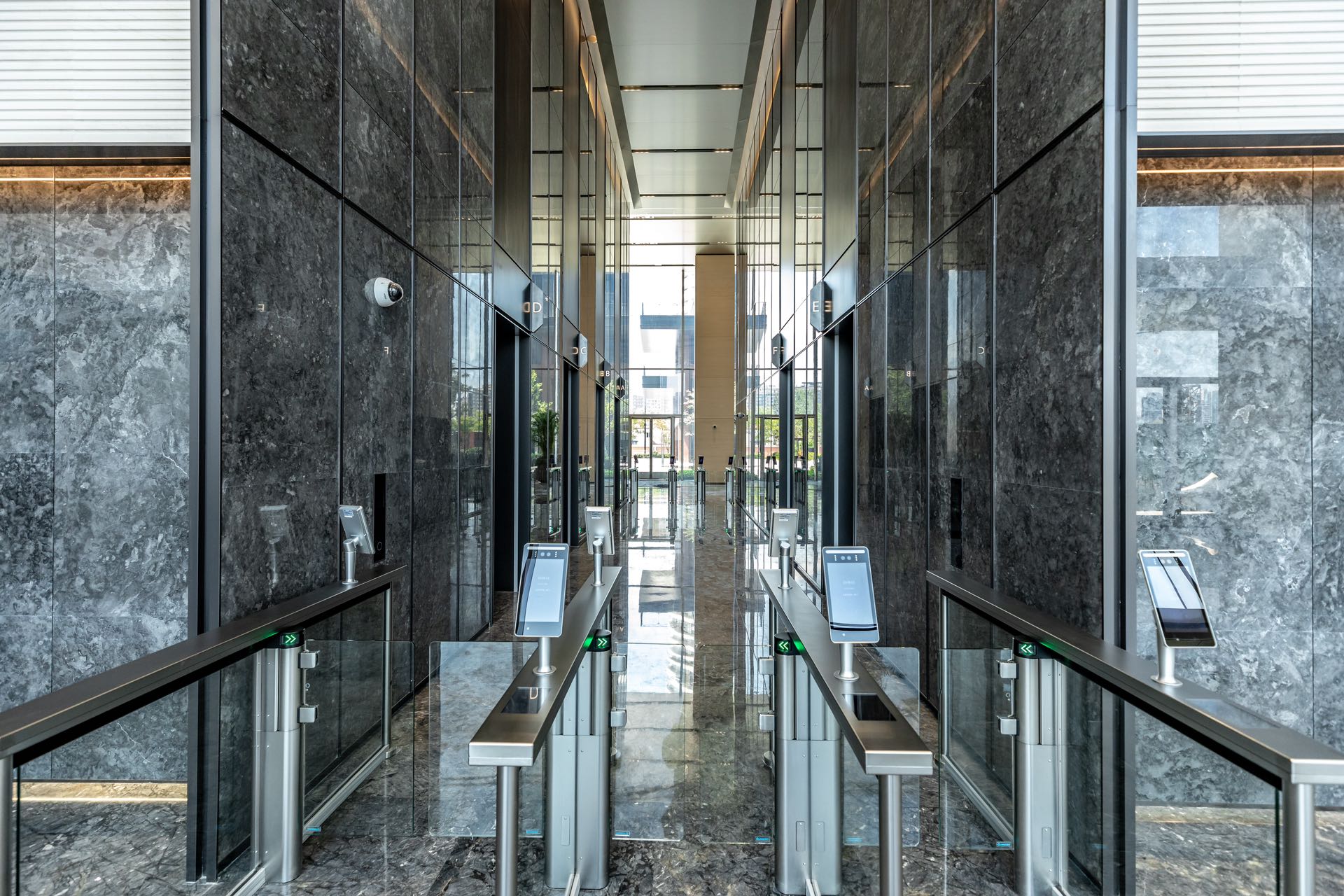 中交滨江广场电梯厅